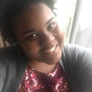 Meet your Posher, Danisha